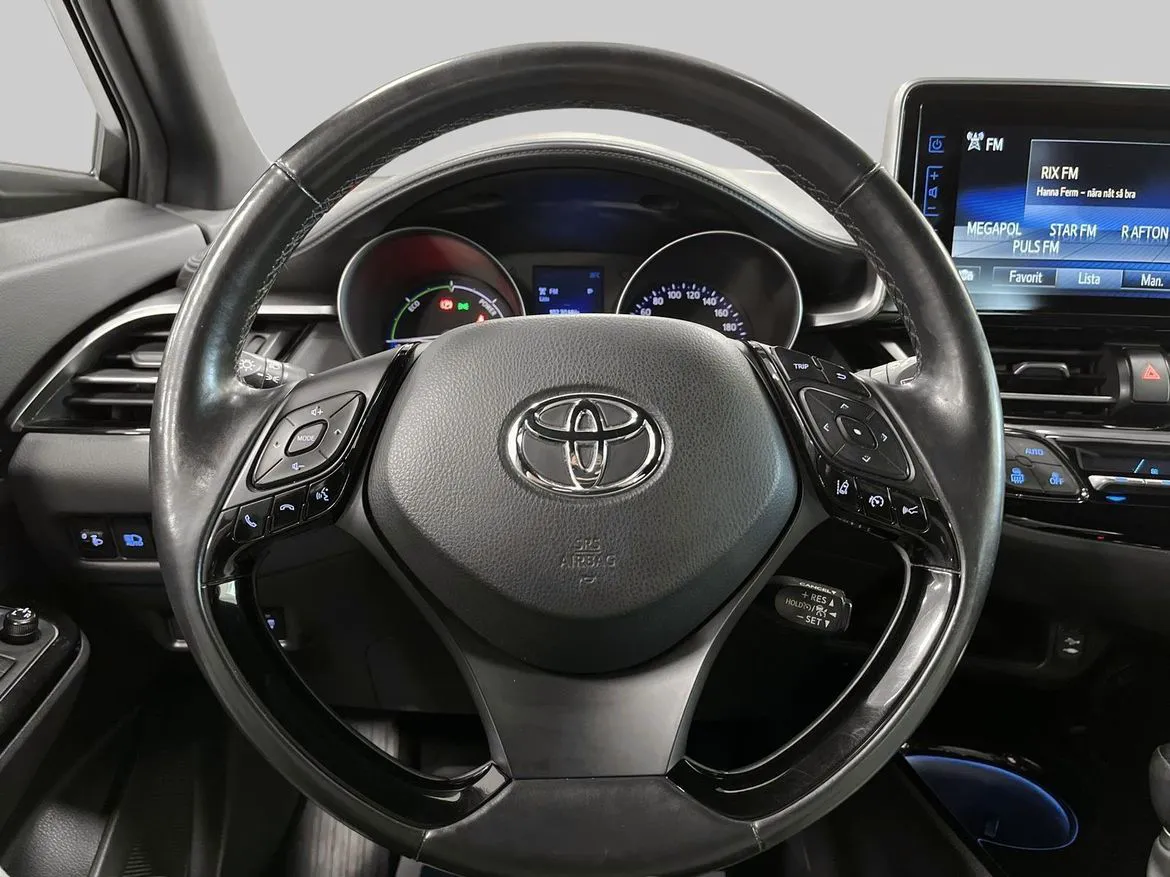 Vehicle image 20