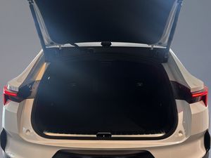 Polestar 4 bild 8
