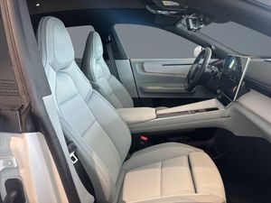 Polestar 4 bild 6