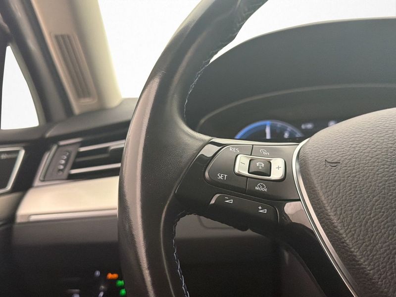 Volkswagen Passat bild 19