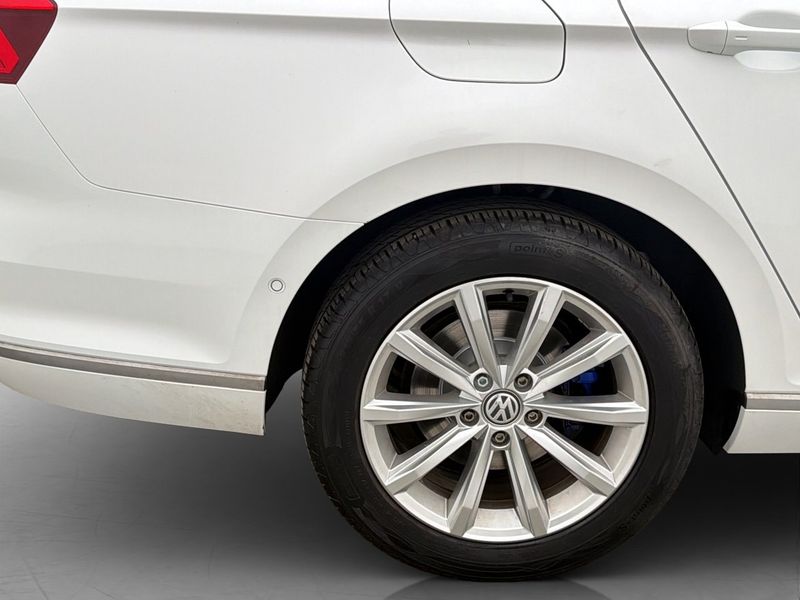 Volkswagen Passat bild 33