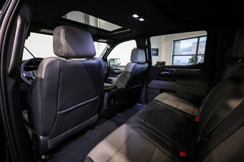 Chevrolet Silverado bild 23