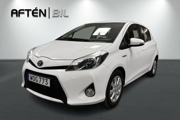 Toyota Yaris Hybrid e-CVT 101hk Active - Backkamera,M/K-värmare - 2013