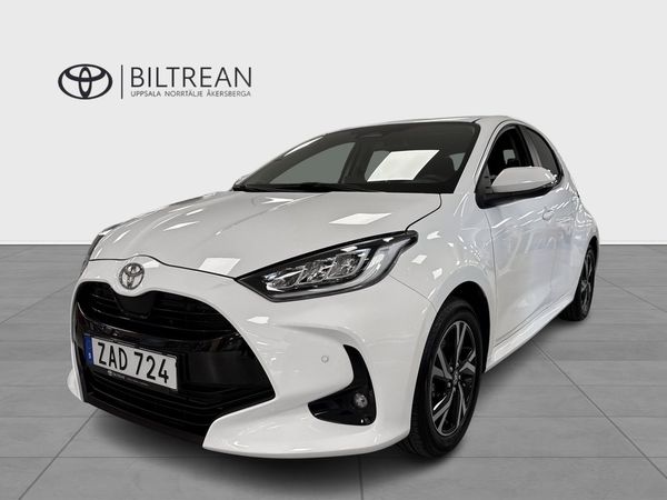 Toyota Yaris Hybrid 115 ACTIVE PLUS SÄKERHETSPAKET Vinterhjul - 2025