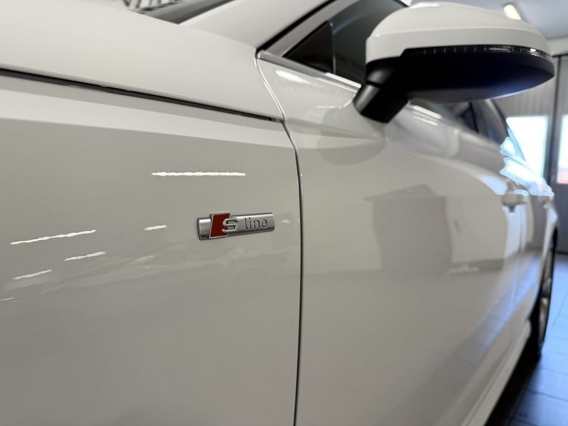 Audi A4 bild 7