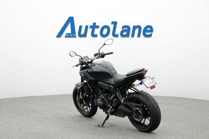 Yamaha MT bild 3