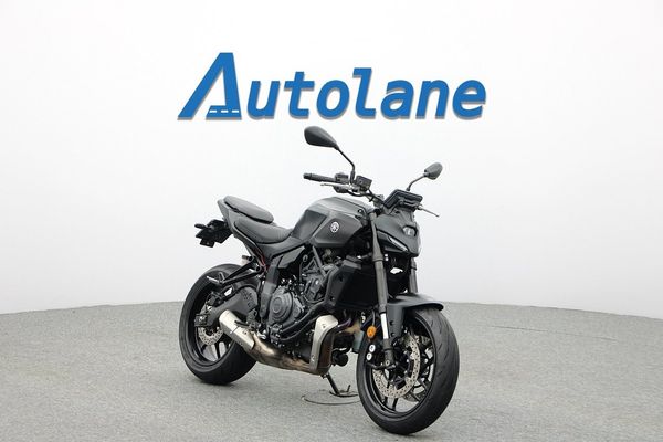 Yamaha MT 07 *Nyservad - 2026