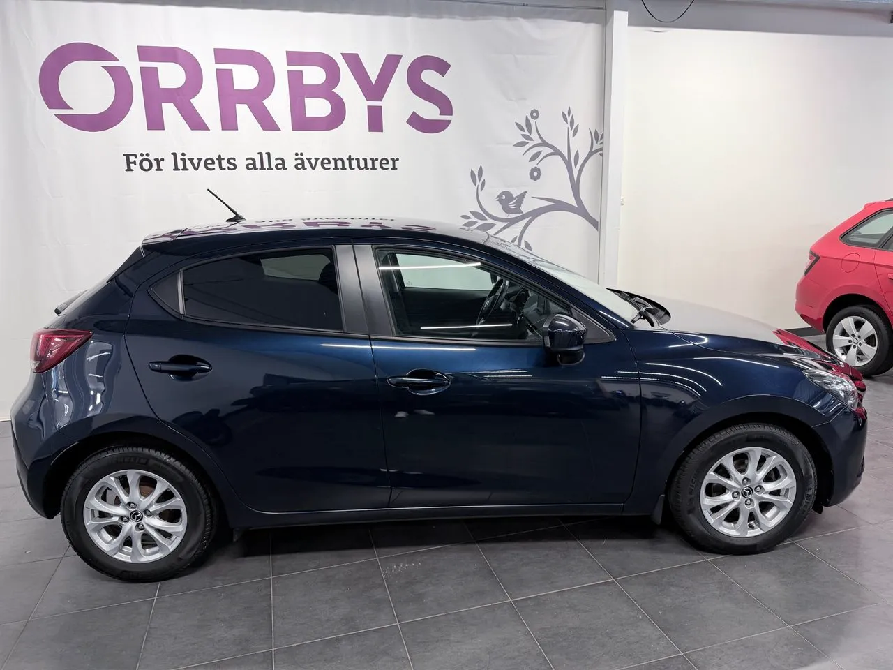 Vehicle image 2