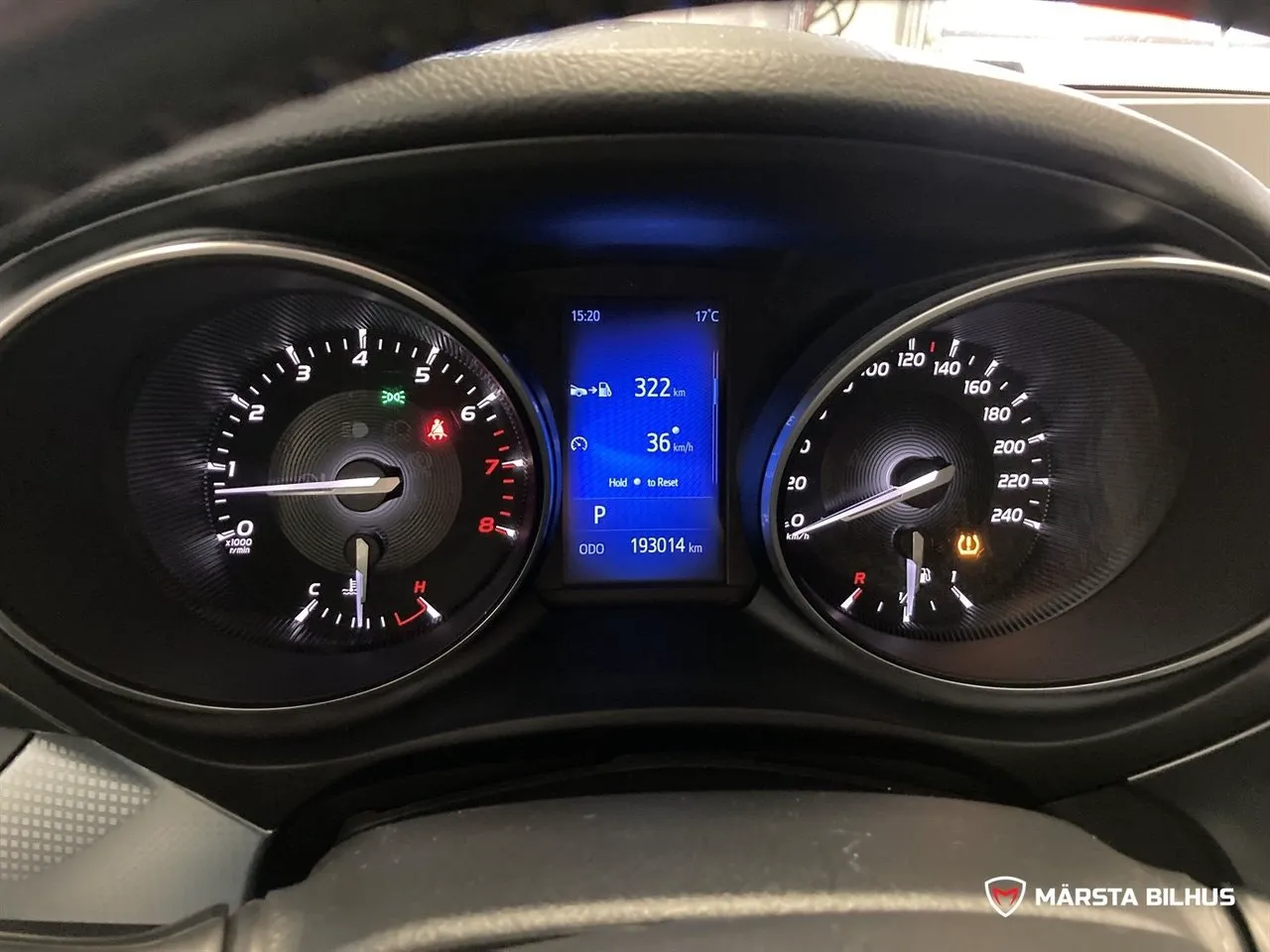 Vehicle image 14