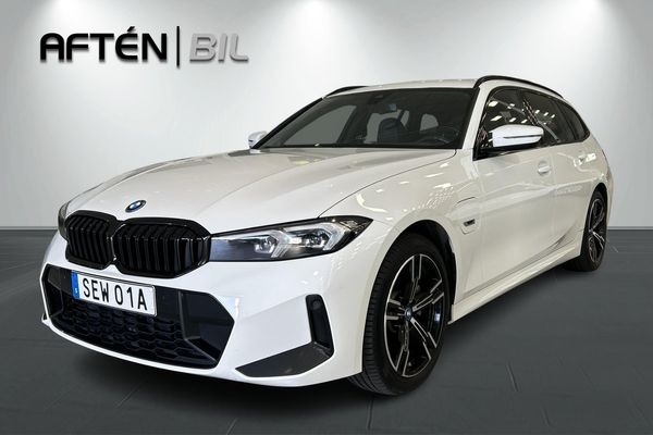 BMW 330 e Touring M Sport / Dragkrok / Widescreen / MOMS - 2023