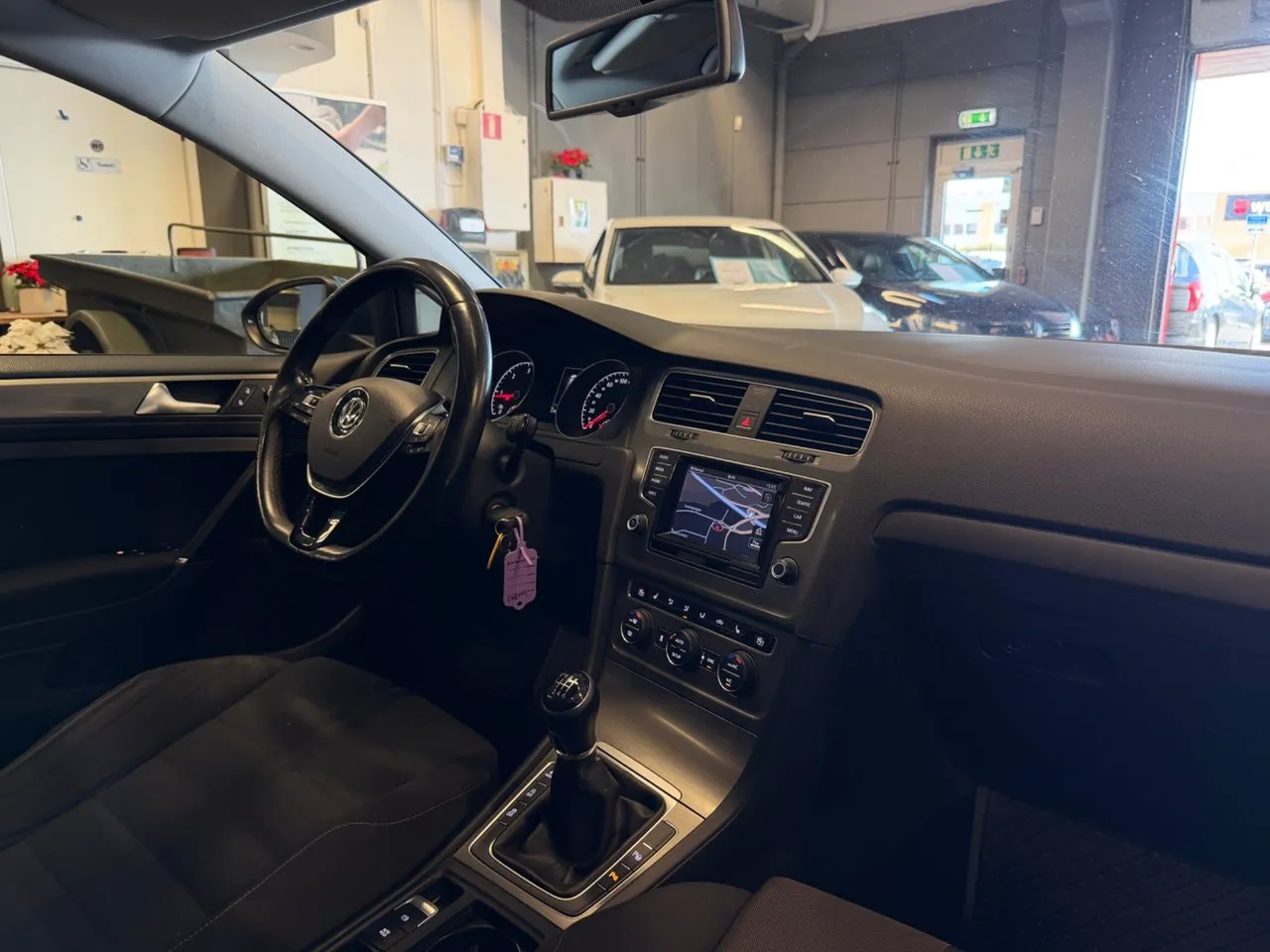 Vehicle image 21