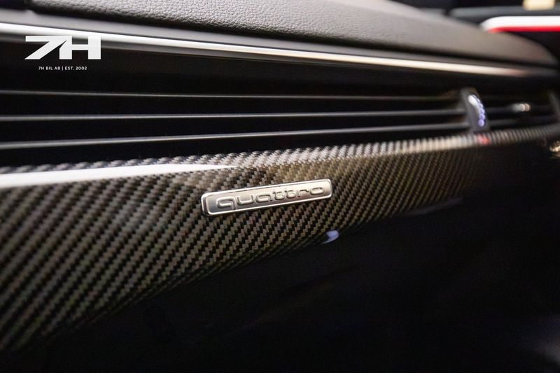 Audi RS4 bild 18