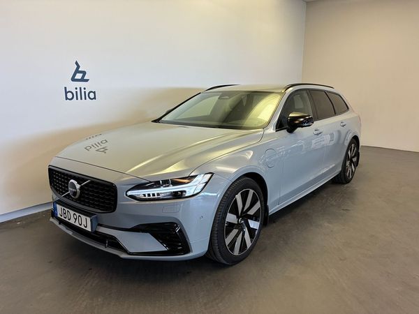 Volvo V90 T6 Plus Dark Nordic Edition / Dragkrok / Keyless / 360 Kamera / Harman/Kardon / - 2025