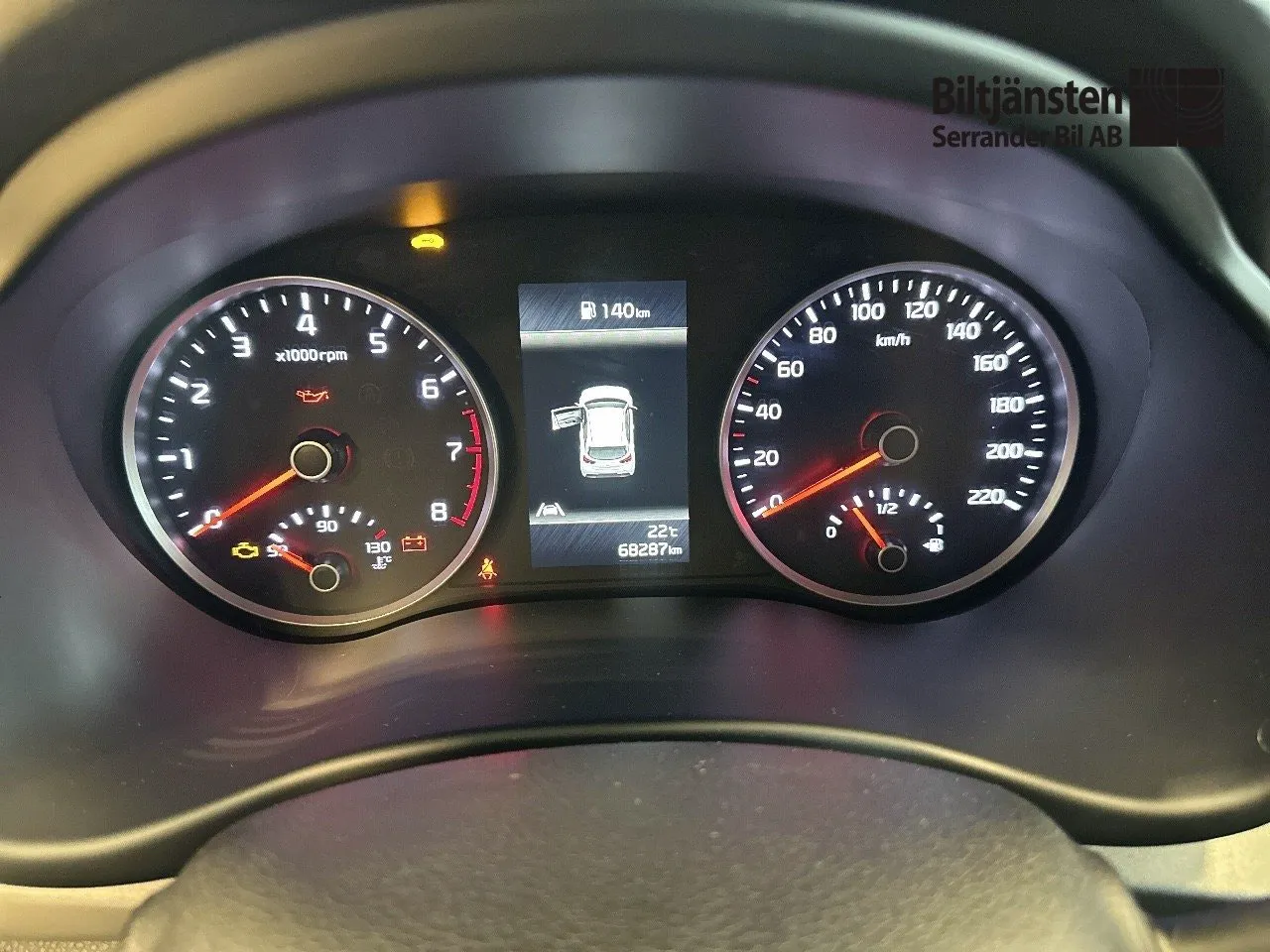 Vehicle image 9