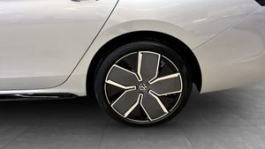 Volkswagen Passat bild 6