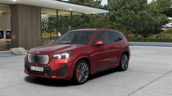 BMW iX1 xDrive30 M Sport Pro Business Ed Drag DA H K | Ränta 0, - 2026