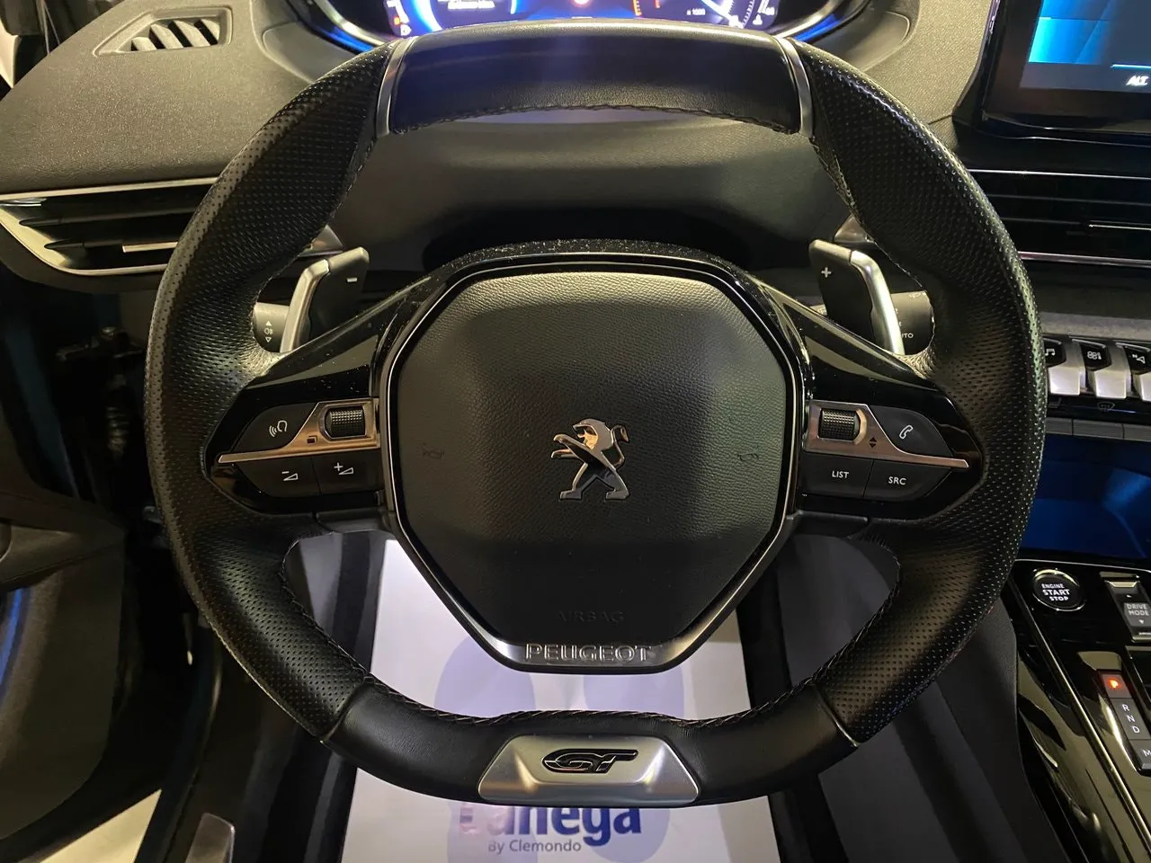 Vehicle image 20