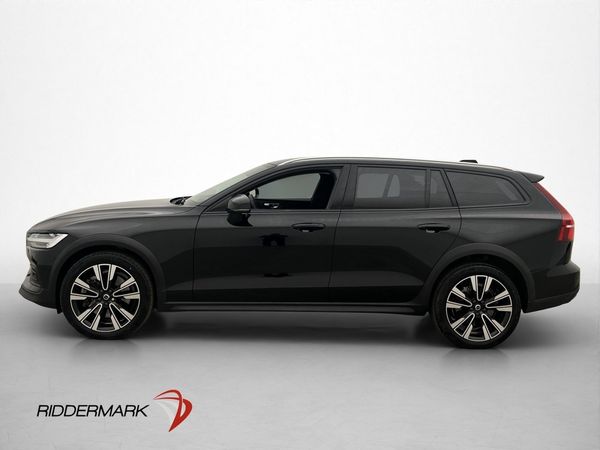 Volvo V60 Cross Country B5 AWD Plus Skinn 360° Google 250hk - 2024