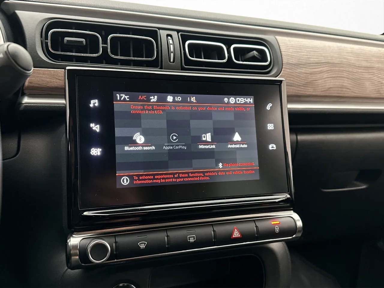 Vehicle image 20