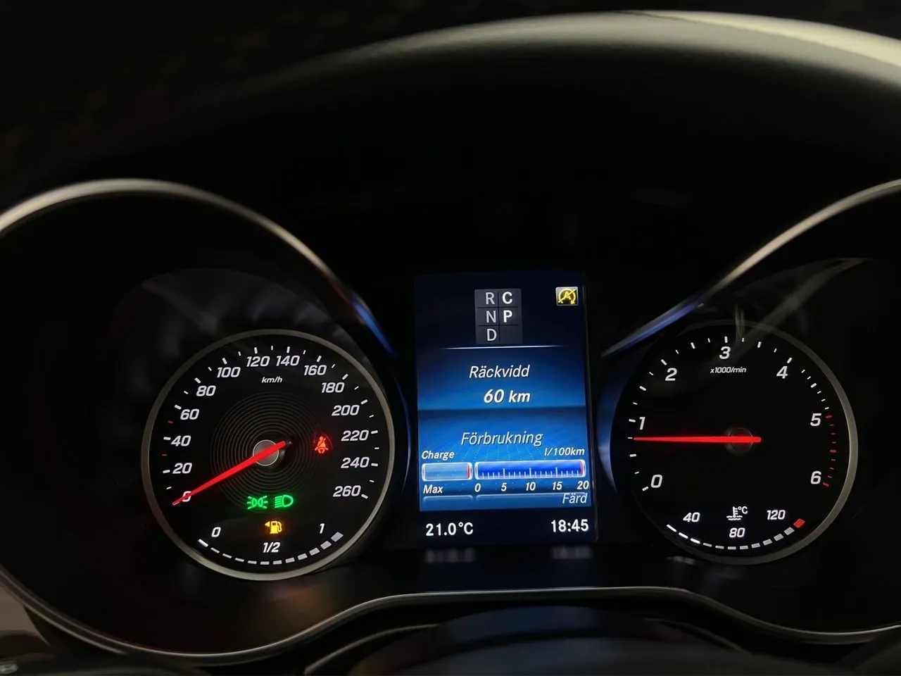Vehicle image 20
