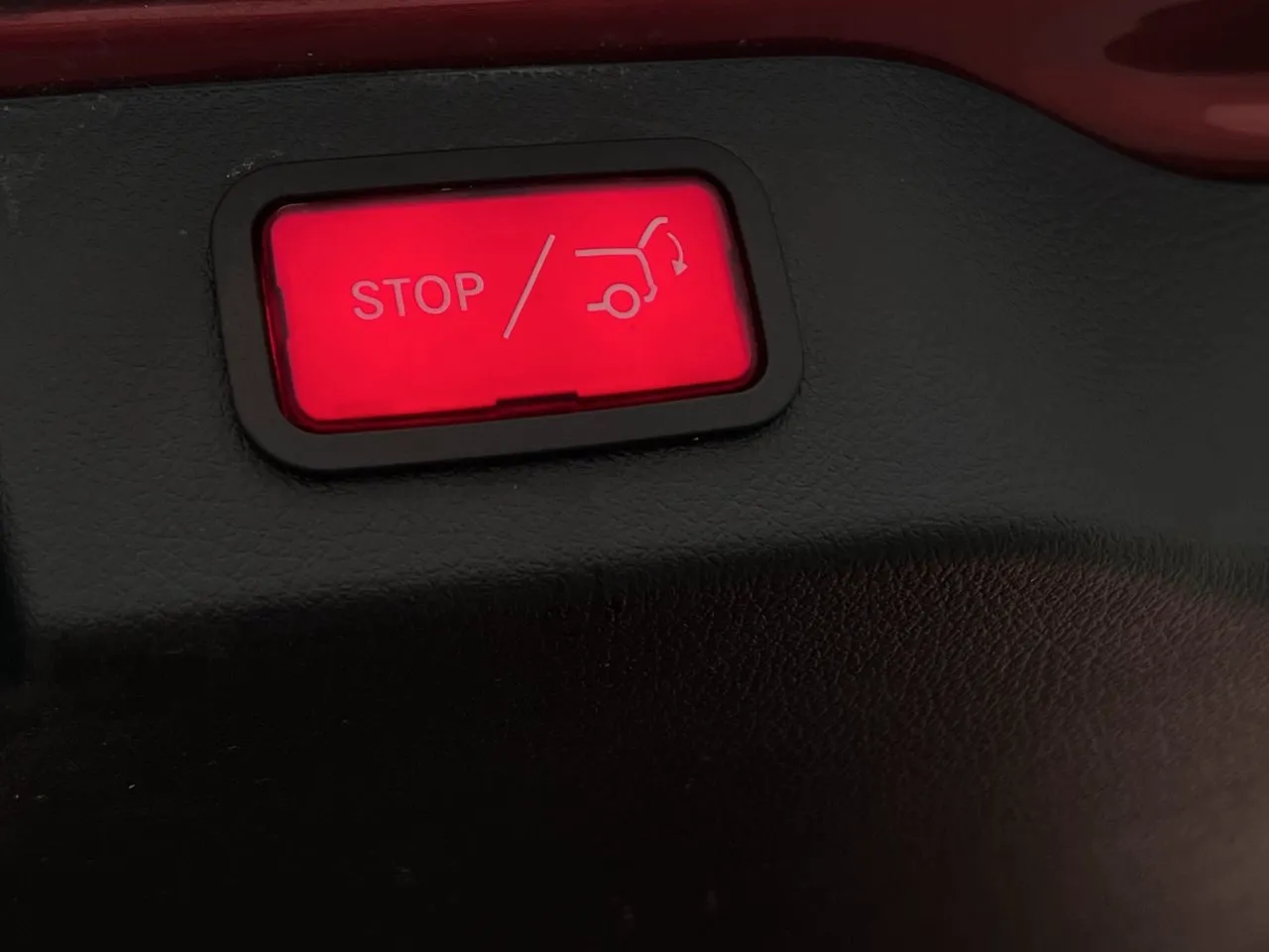 Vehicle image 34
