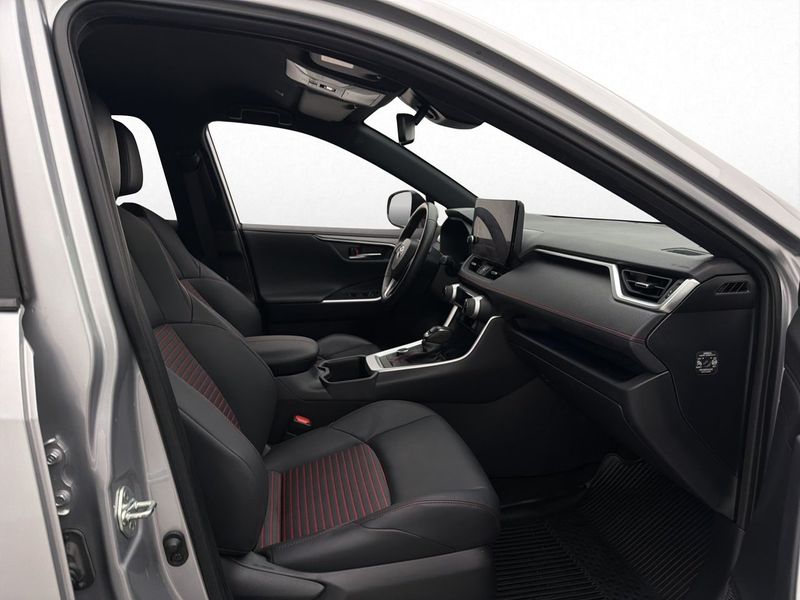 Toyota RAV4 bild 11