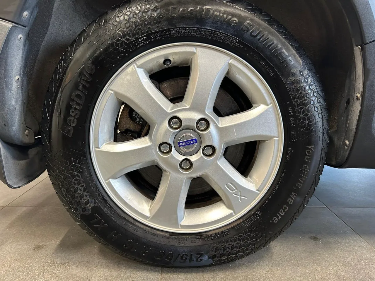 Vehicle image 20