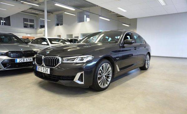 BMW 530 e xDrive Sedan Taklucka Komfortstol H K DAP PA Head-Up | - 2022