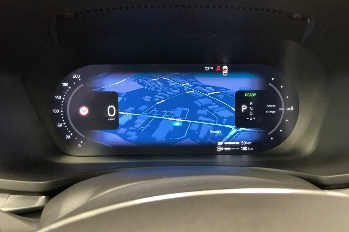 Vehicle image 18