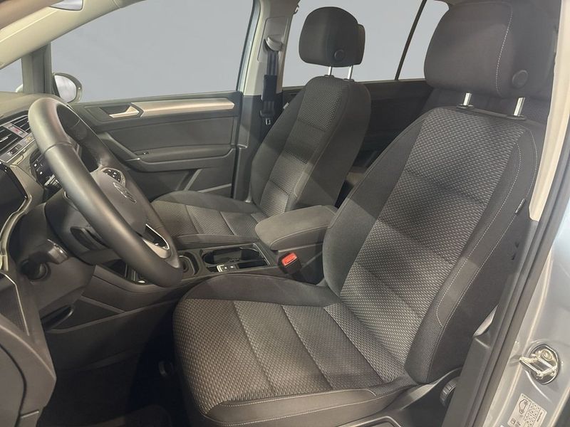 Volkswagen Touran bild 2