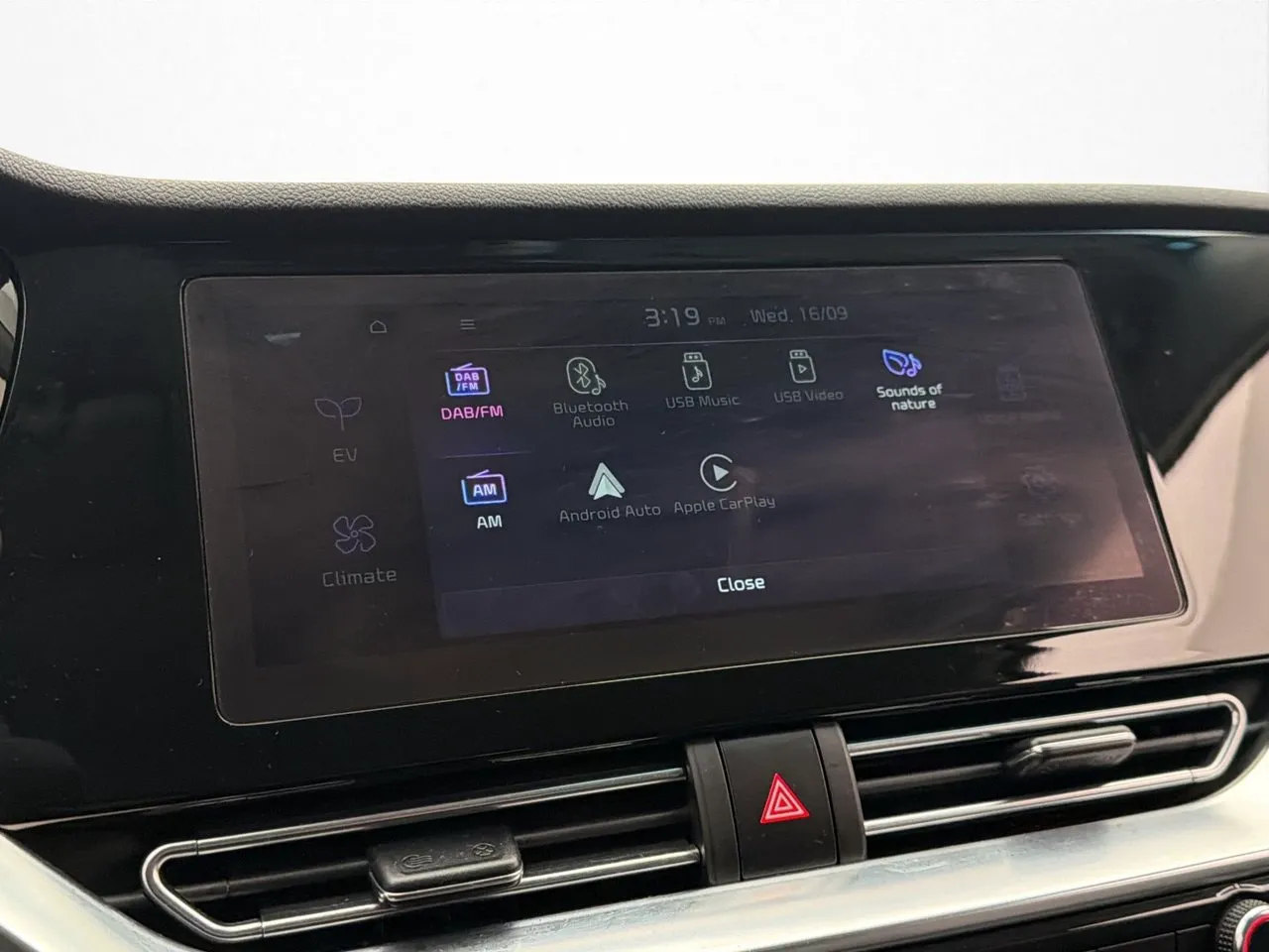 Vehicle image 20