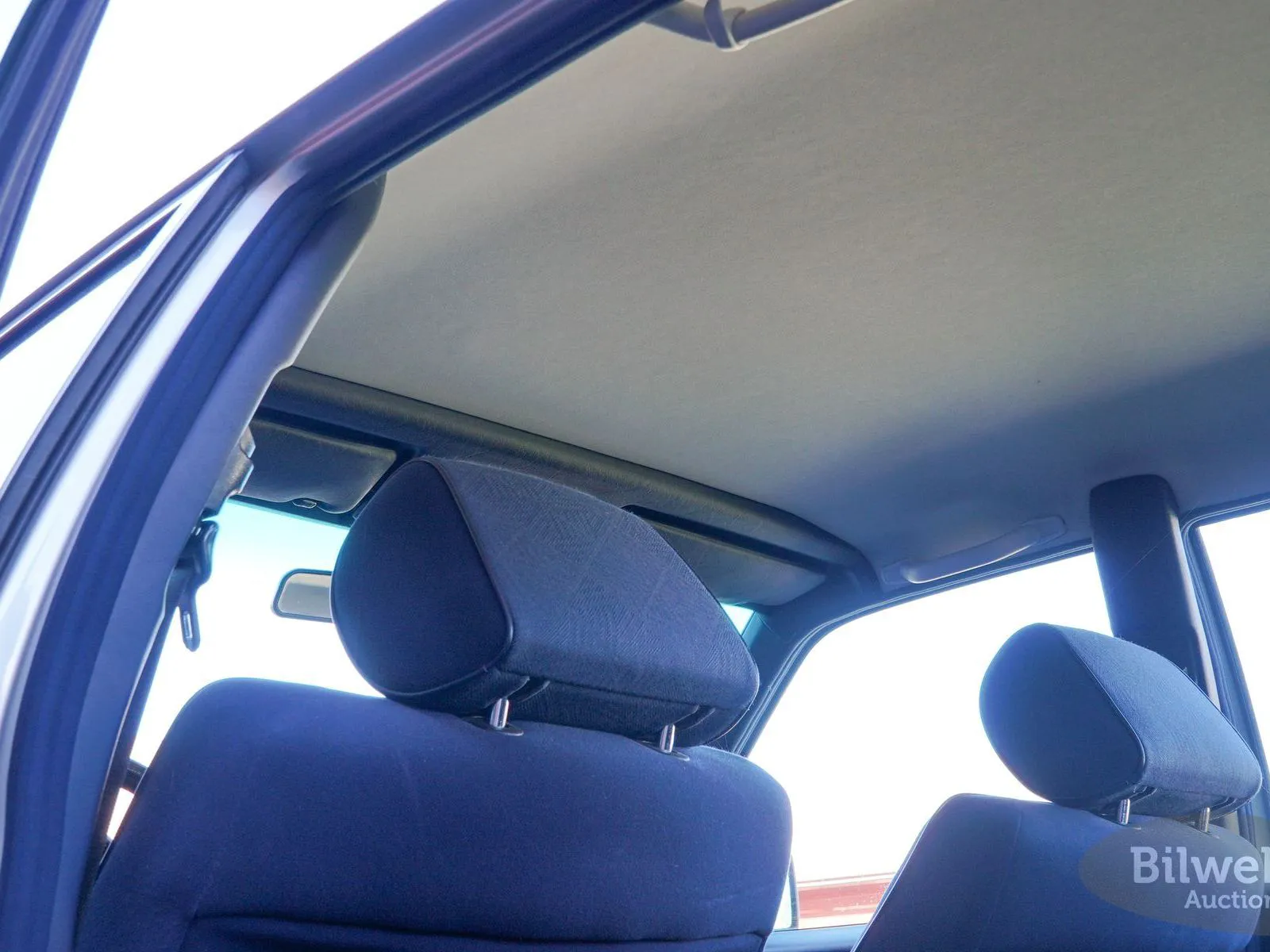 Vehicle image 37