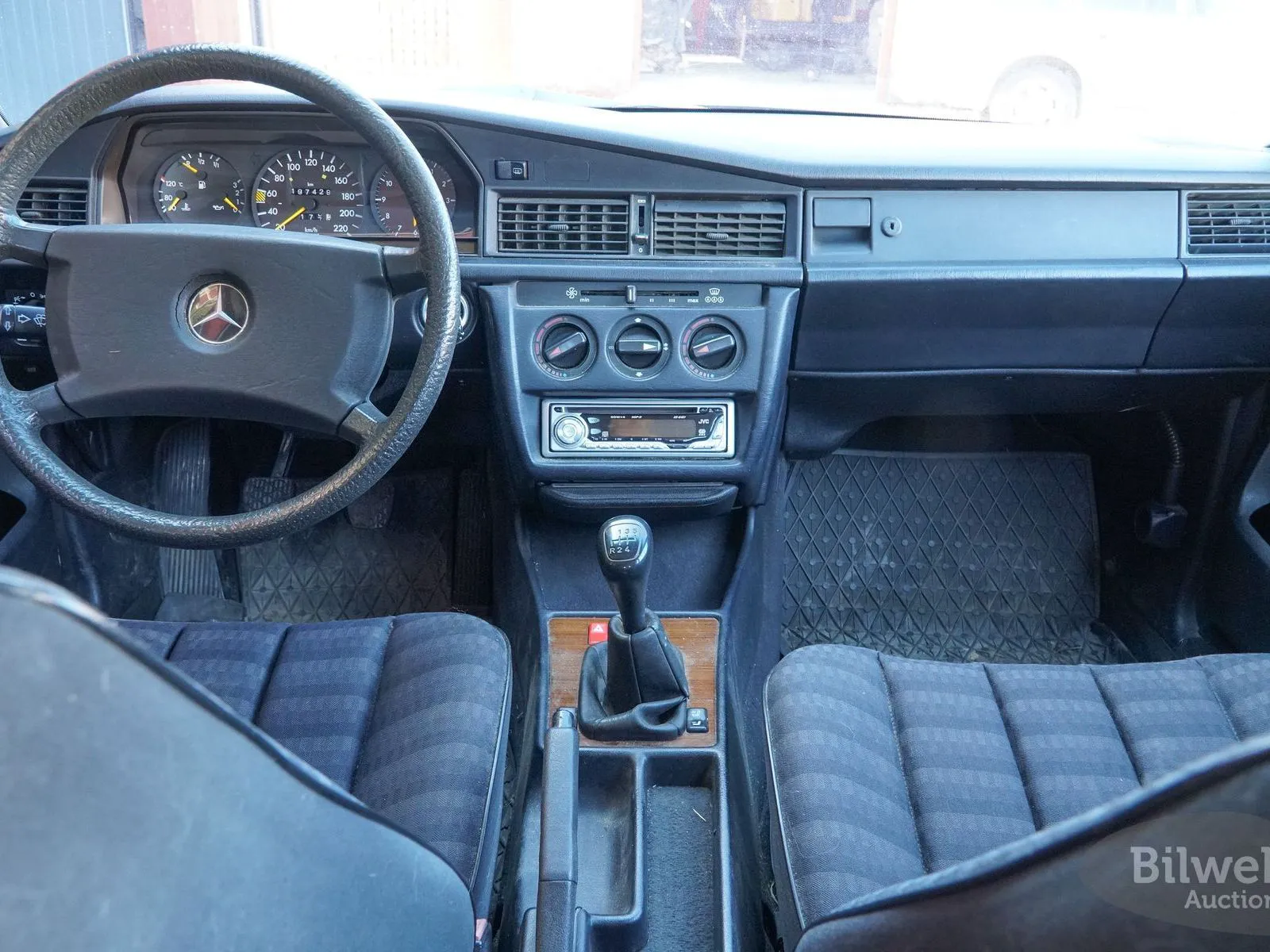 Vehicle image 42