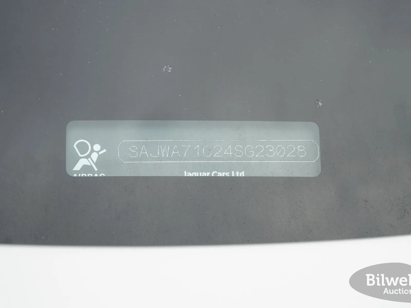 Vehicle image 60