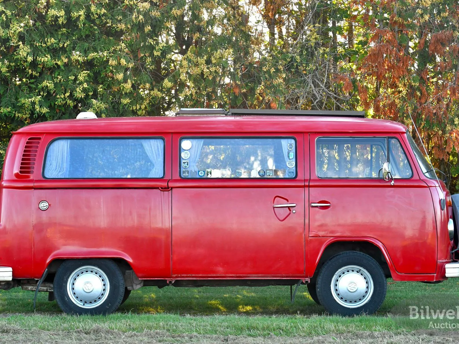 Vehicle image 8