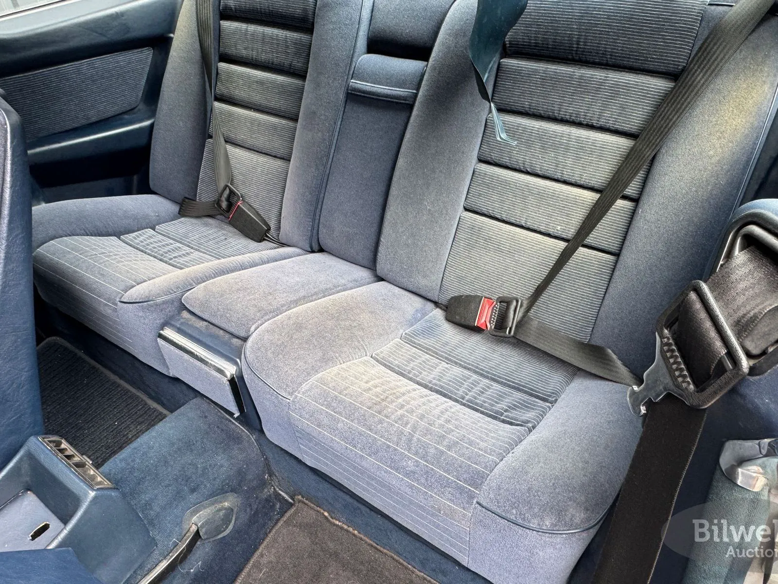 Vehicle image 31
