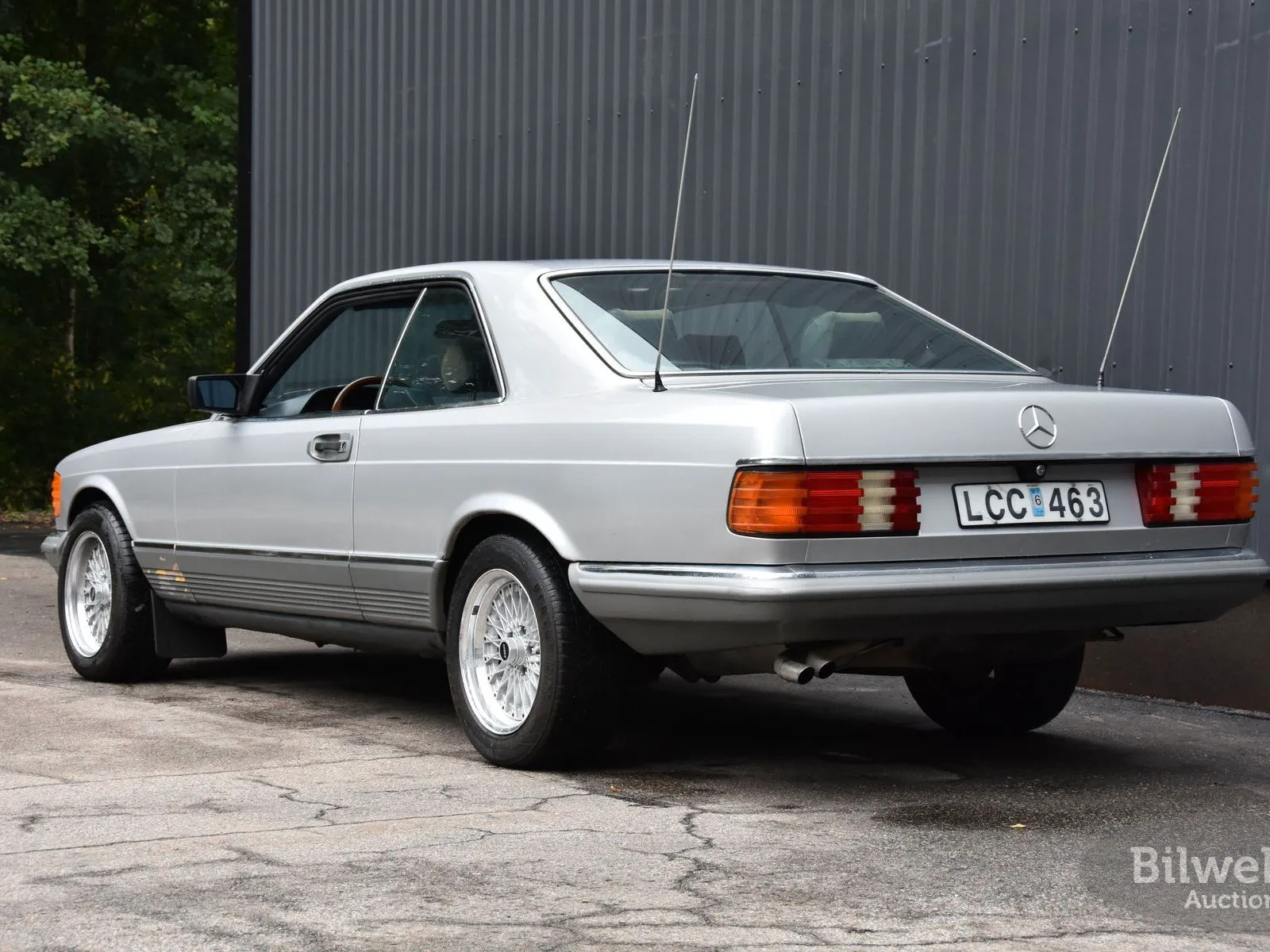 Vehicle image 23