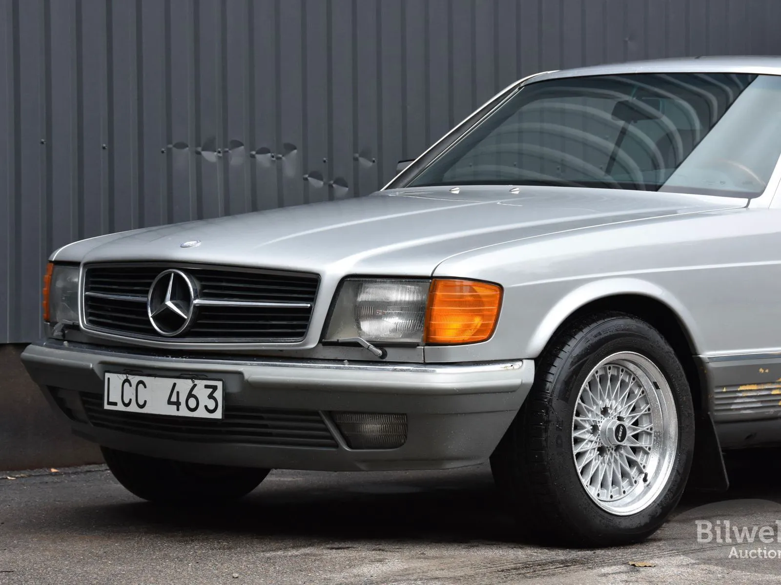 Vehicle image 21