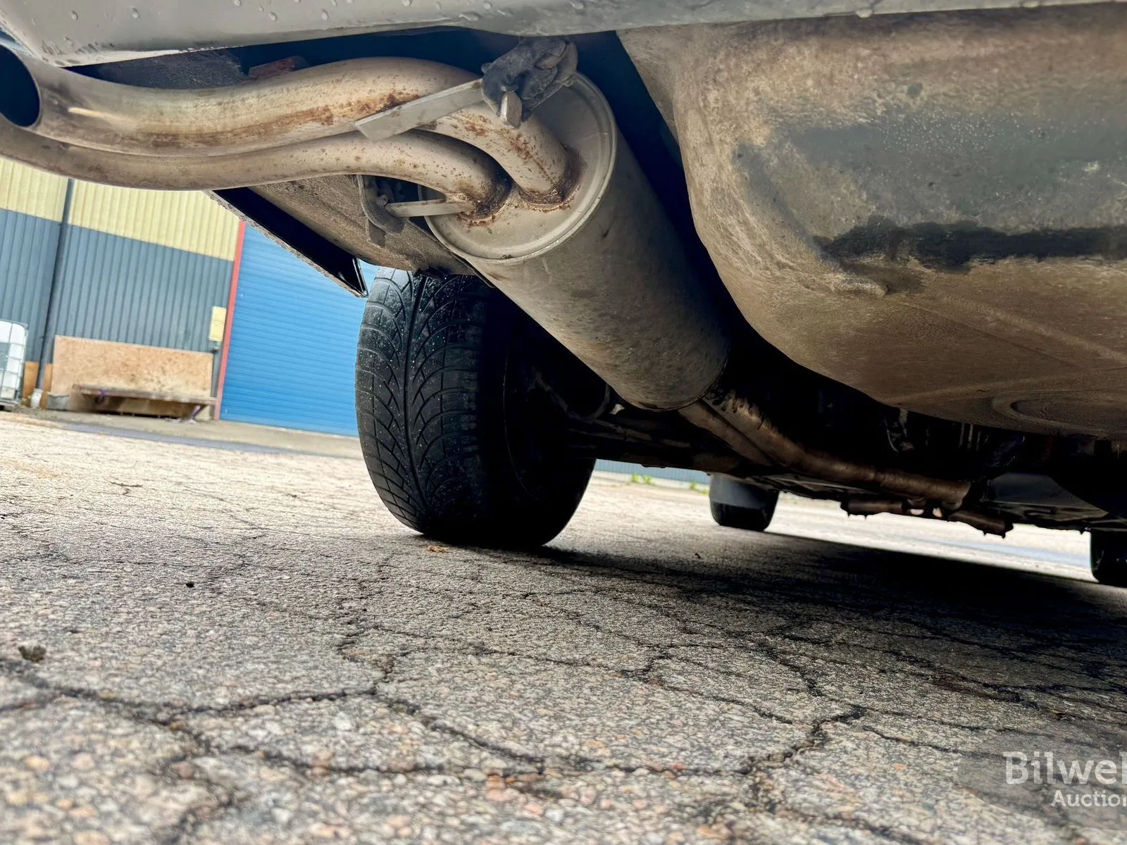 Vehicle image 114