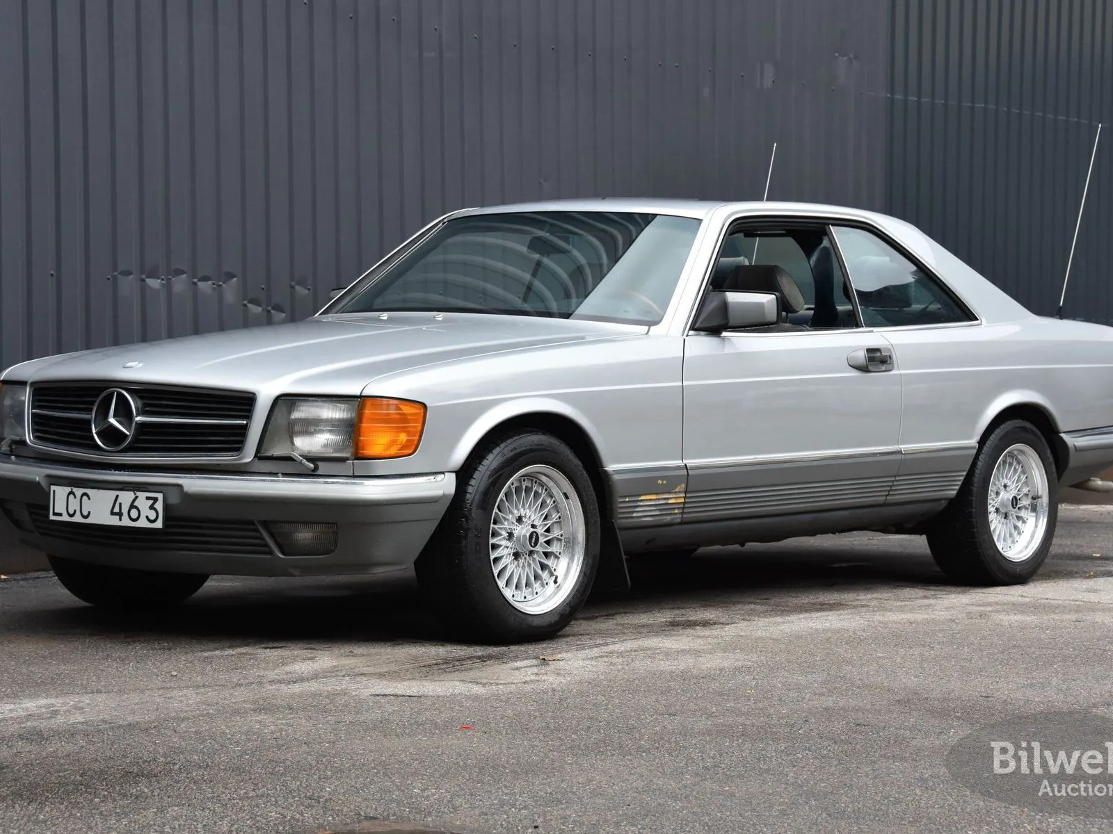 Vehicle image 20