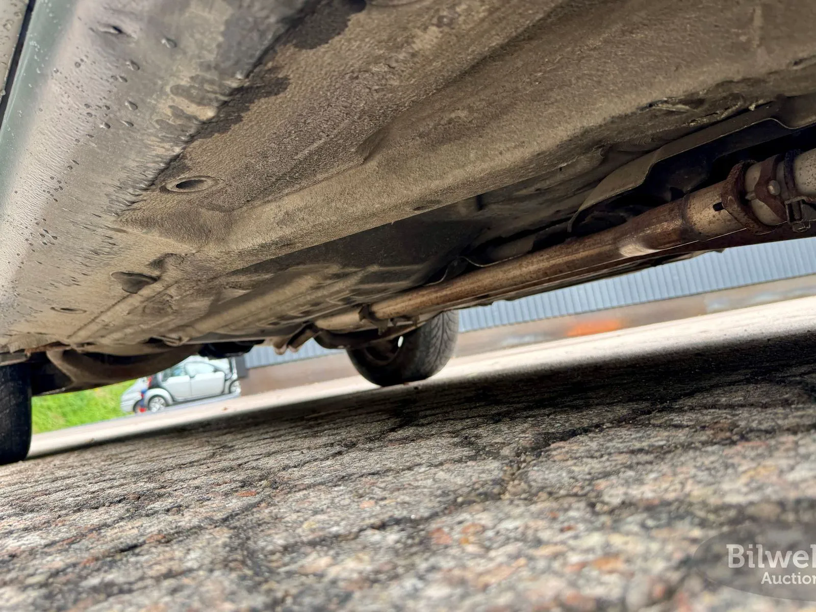 Vehicle image 117