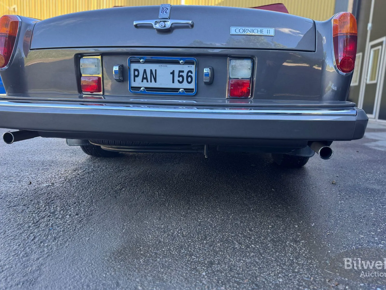 Vehicle image 94