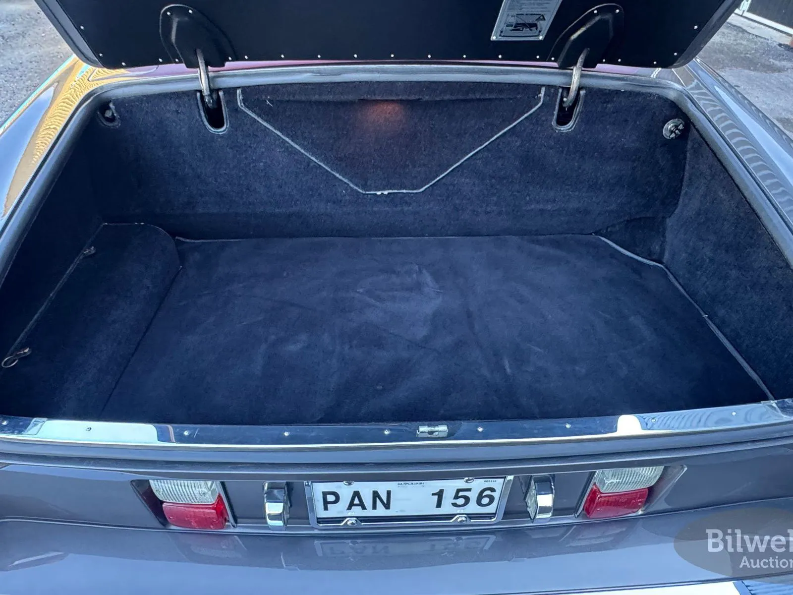 Vehicle image 80