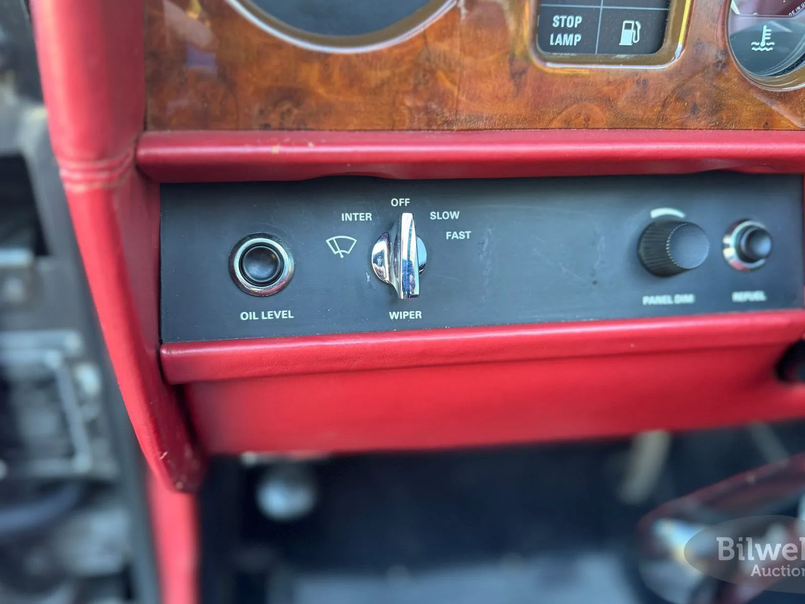 Vehicle image 38