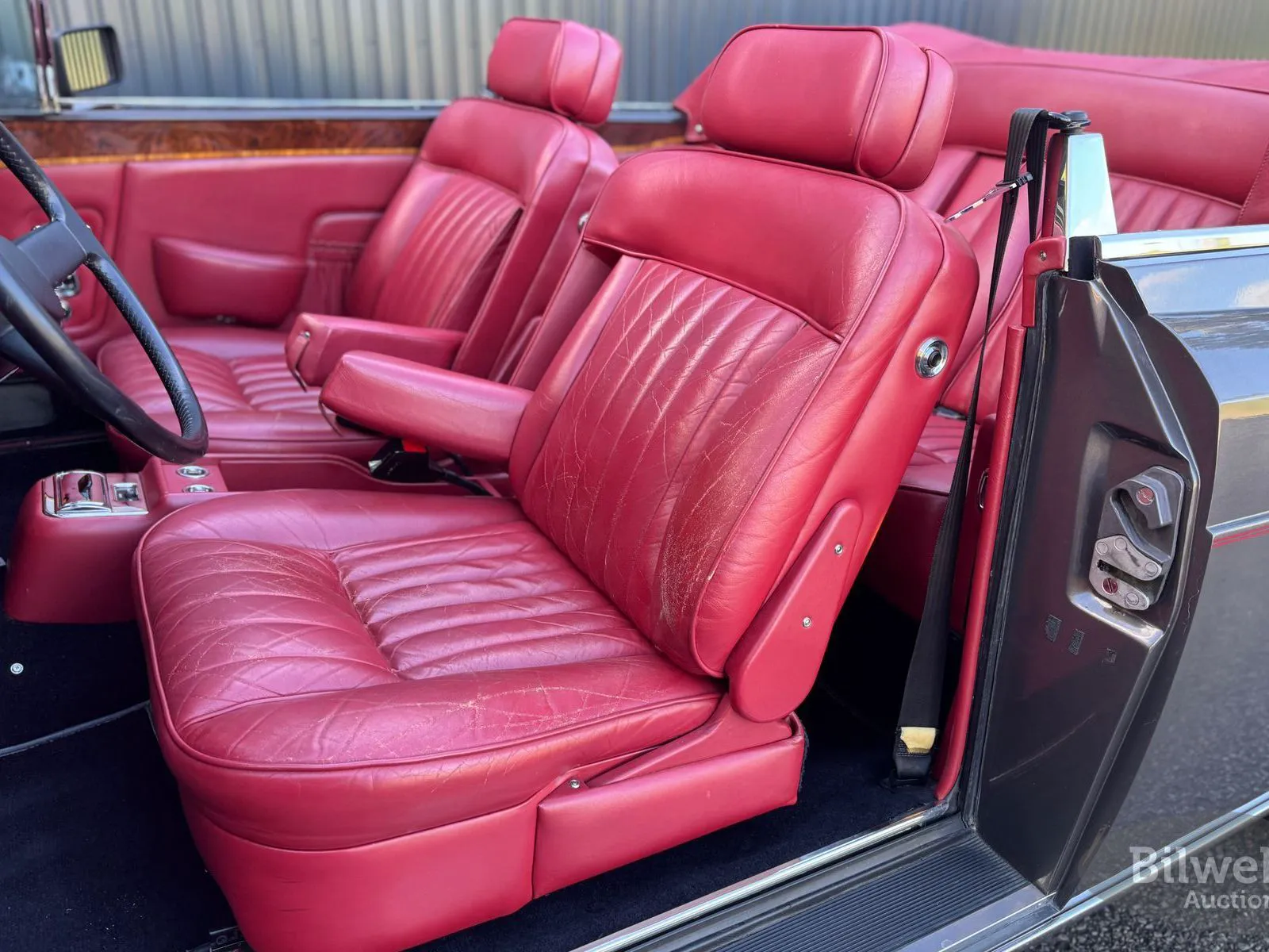 Vehicle image 31