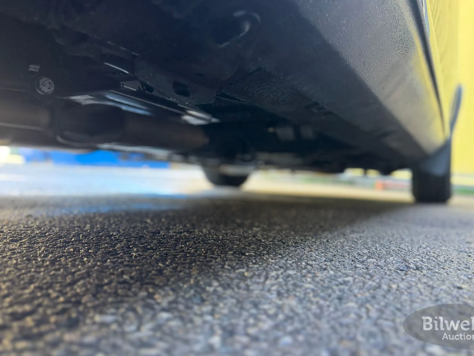 Vehicle image 100
