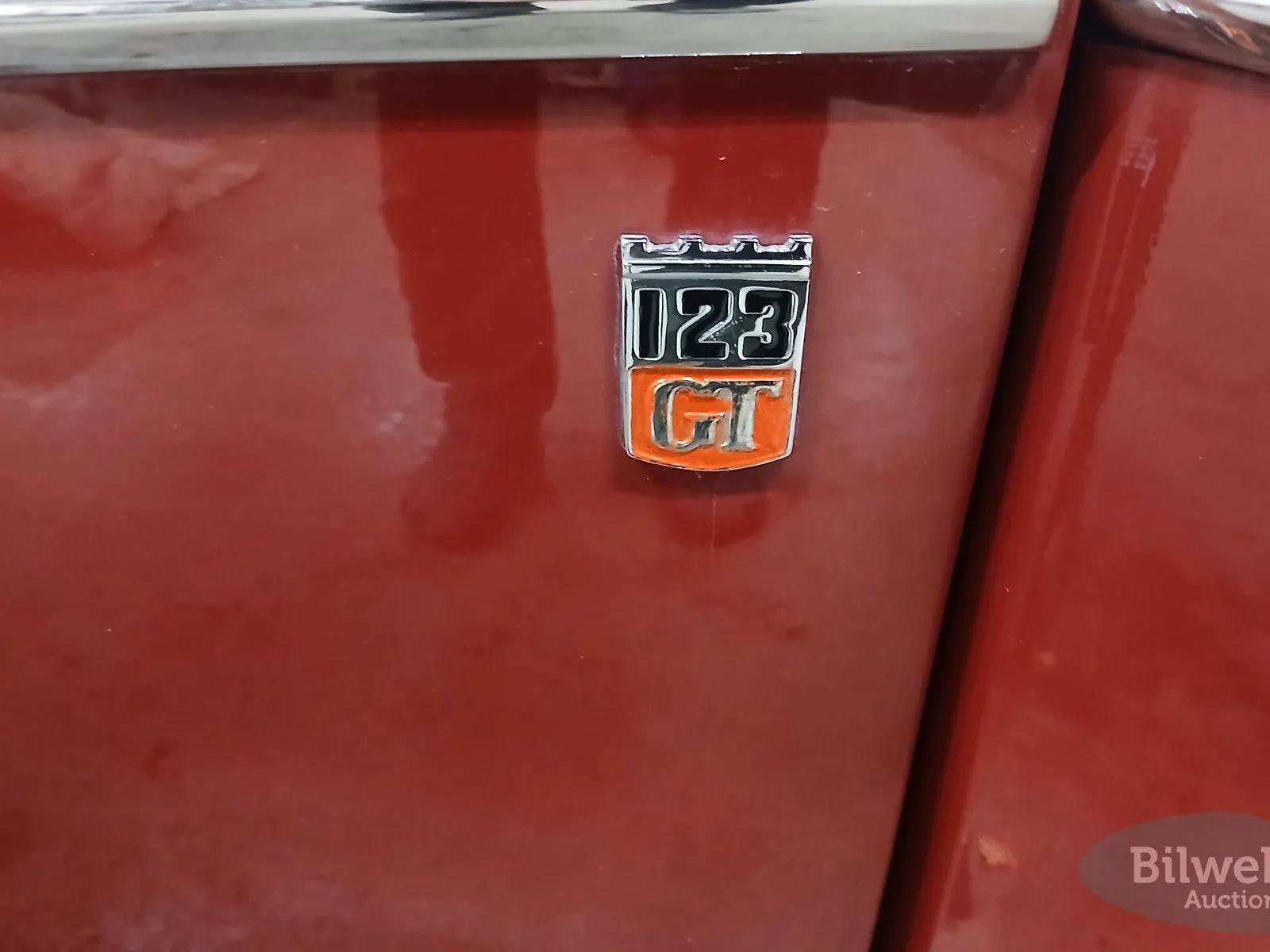 Vehicle image 23