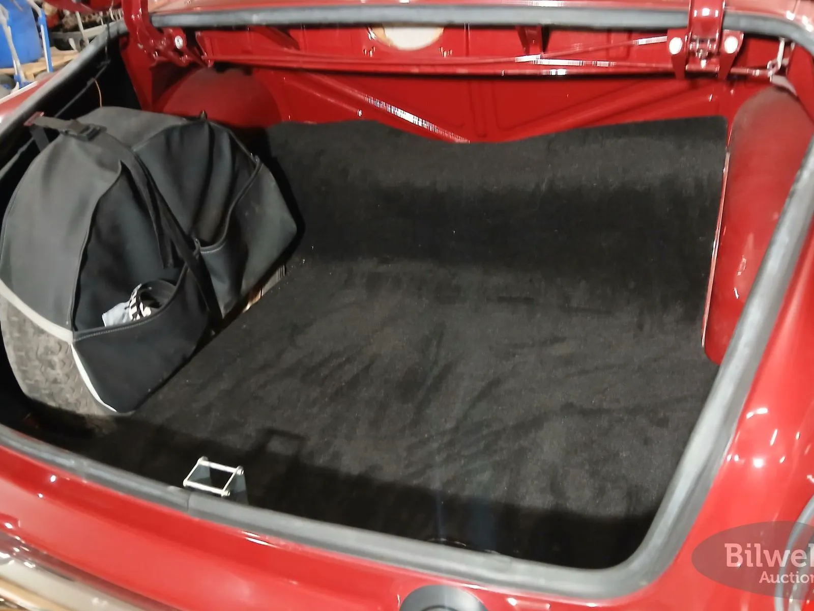 Vehicle image 48