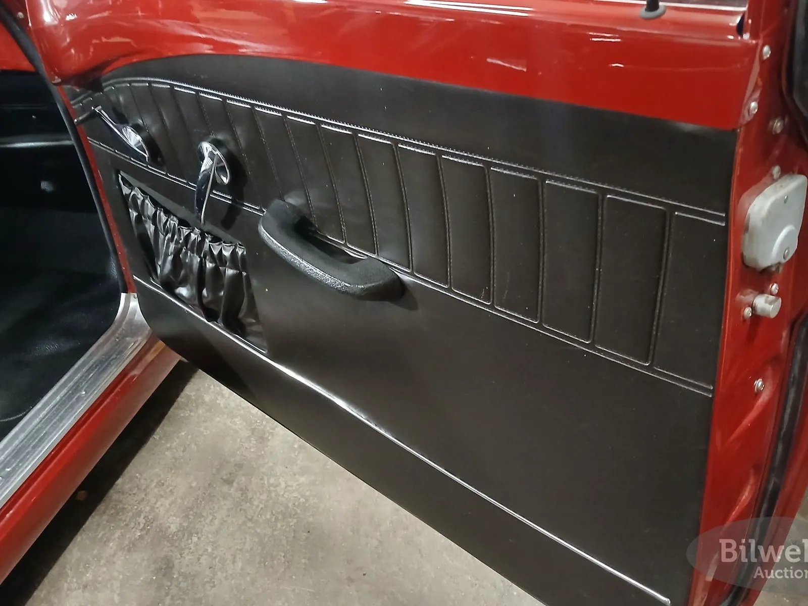 Vehicle image 31