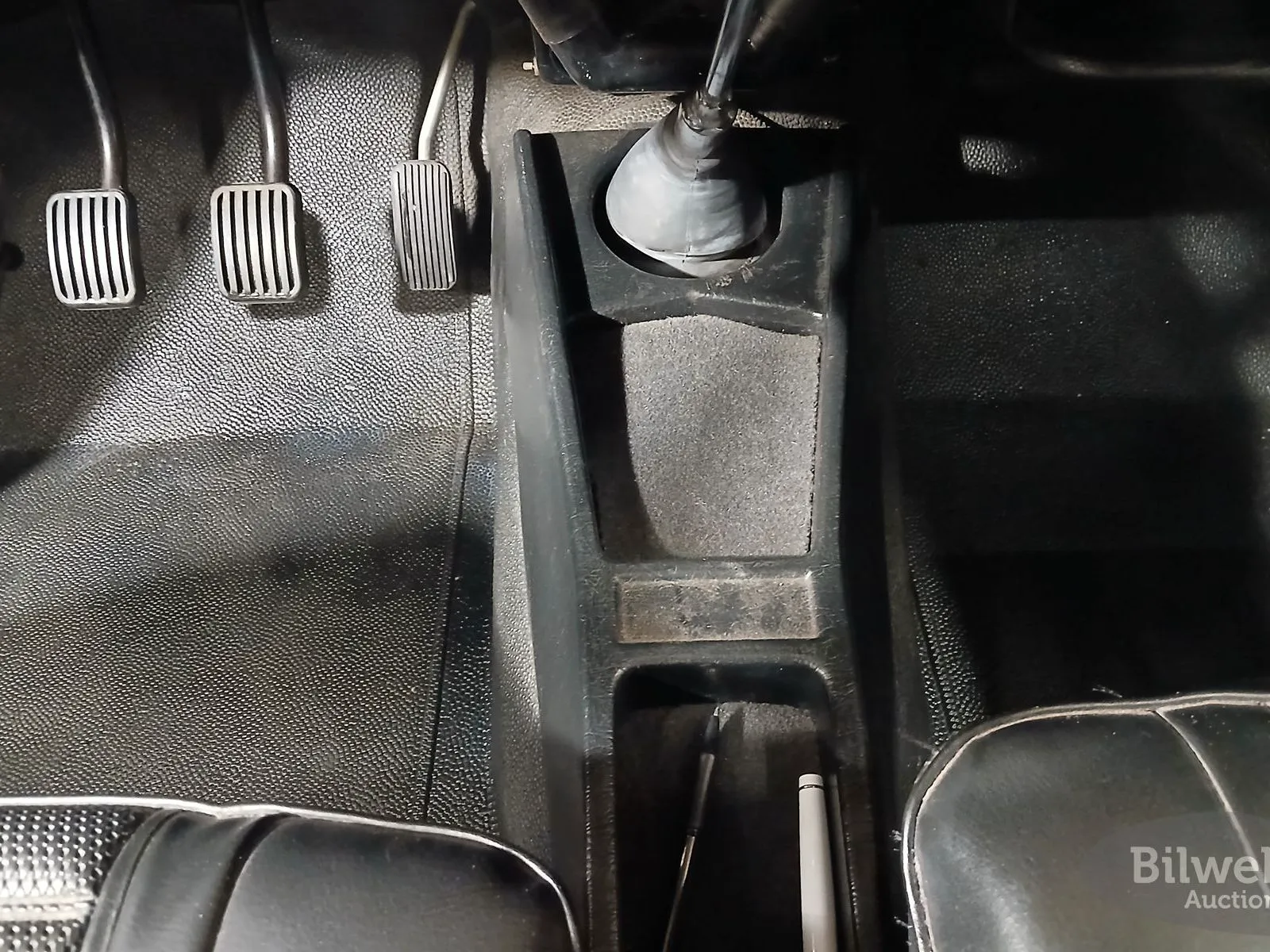 Vehicle image 36